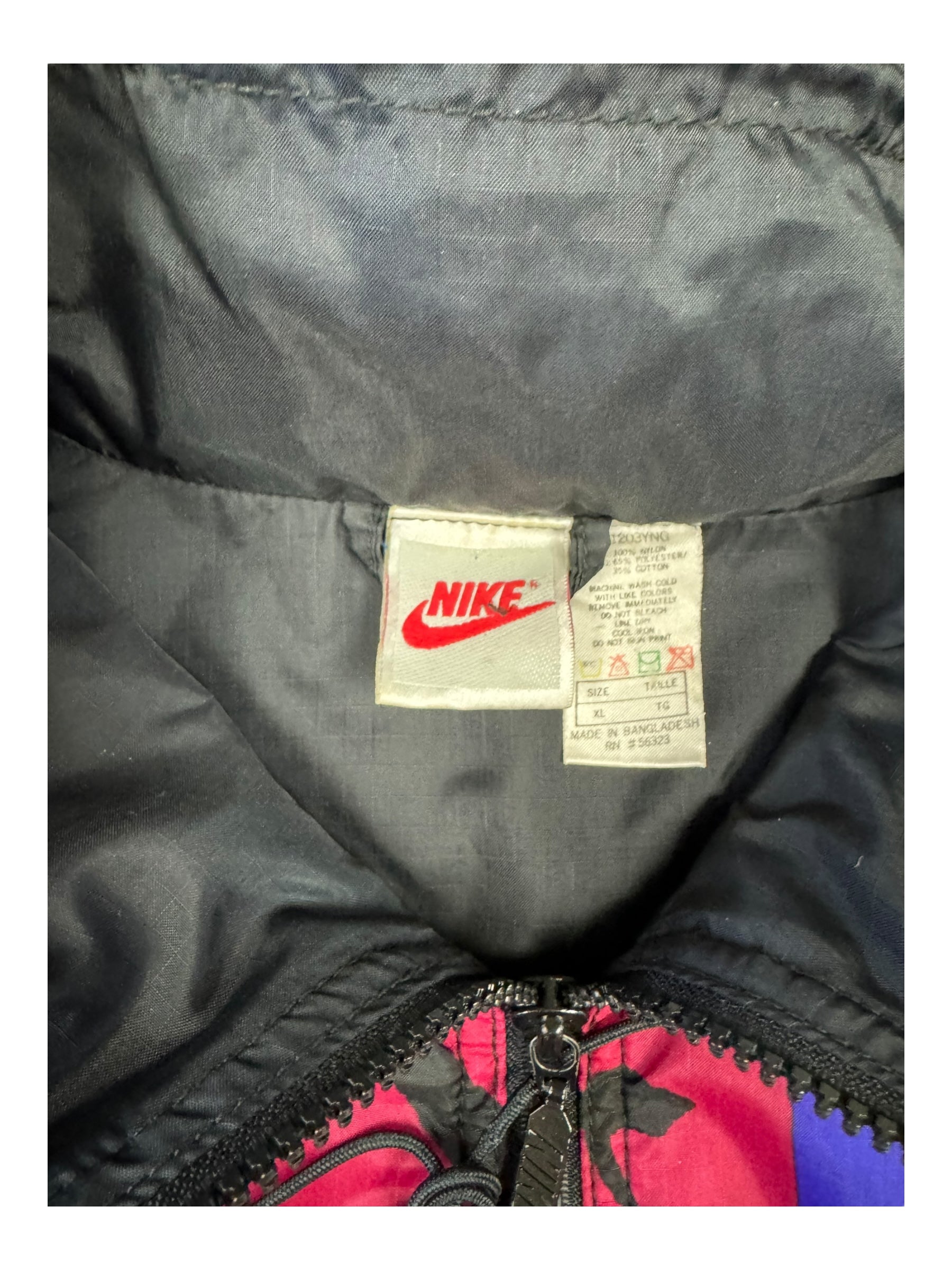 NIKE 90s Shell Windbreaker “There is No Finish Line" Adult XL AOP Grey Tag