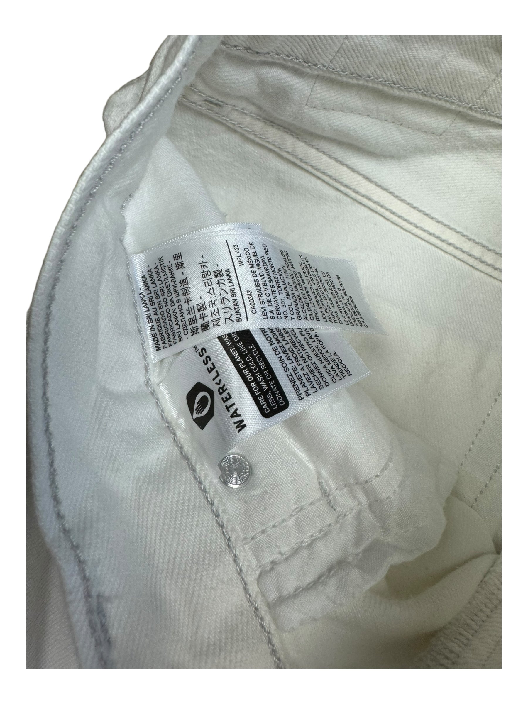 Levis Silvertab 94 Baggy White Size 28