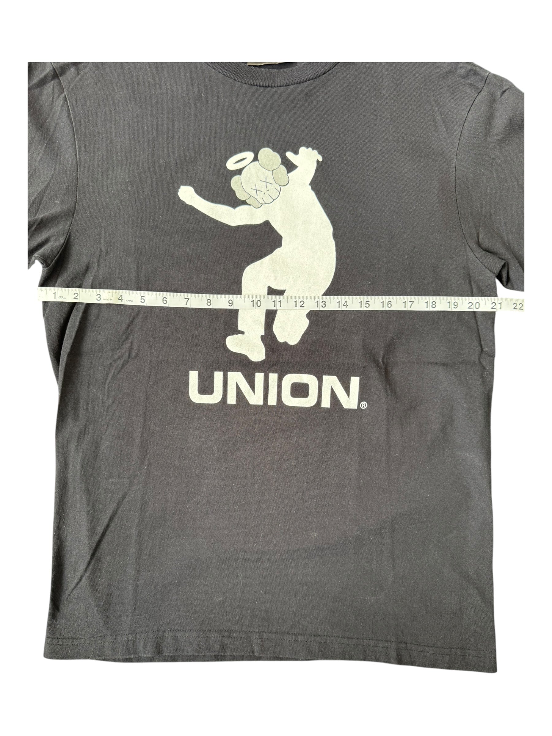Union 00s Kaws Chum Head Frontman Black T-Shirt Size Large