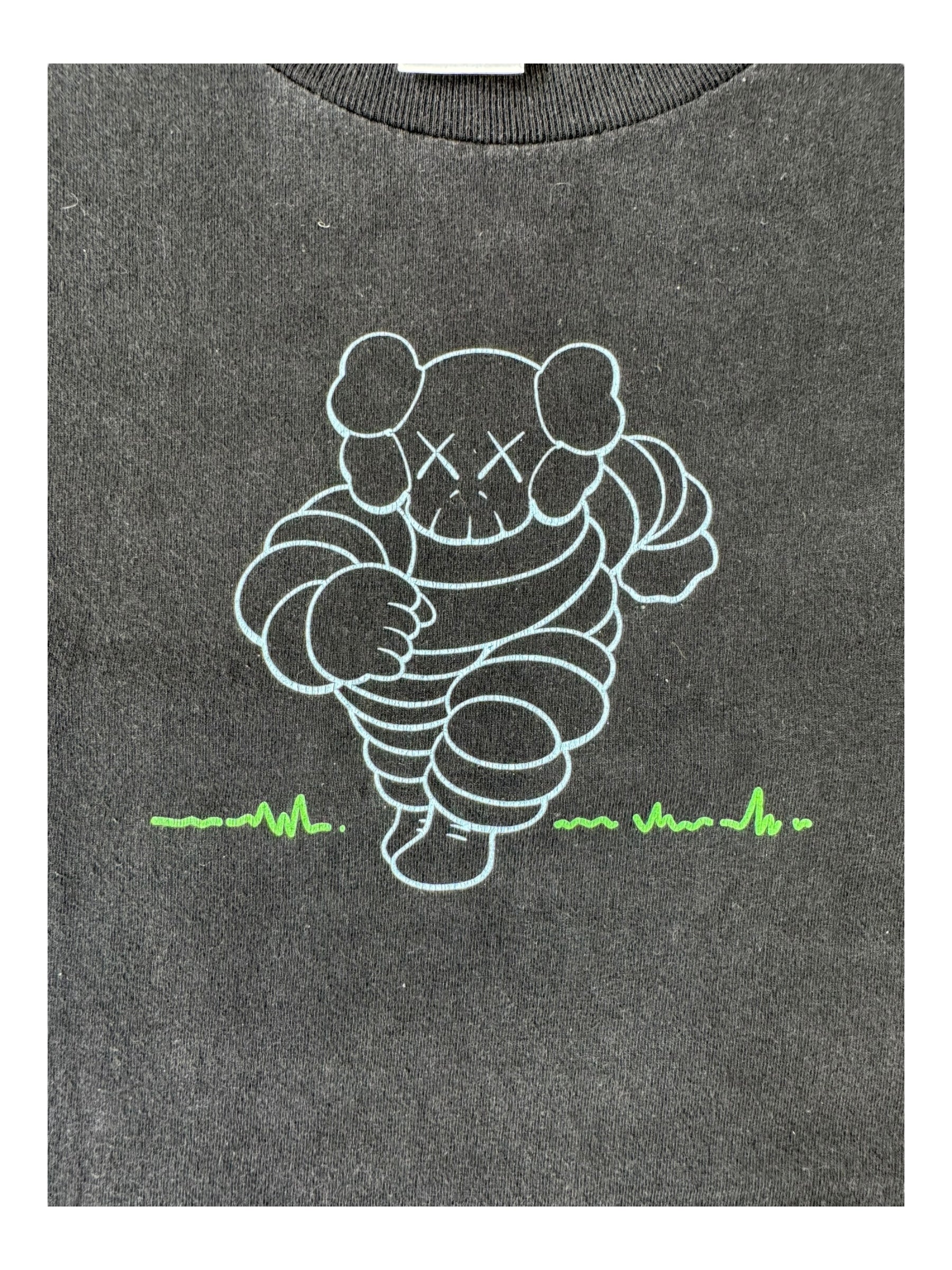 Kaws 00s Black Chum Running Man T-Shirt Size Large