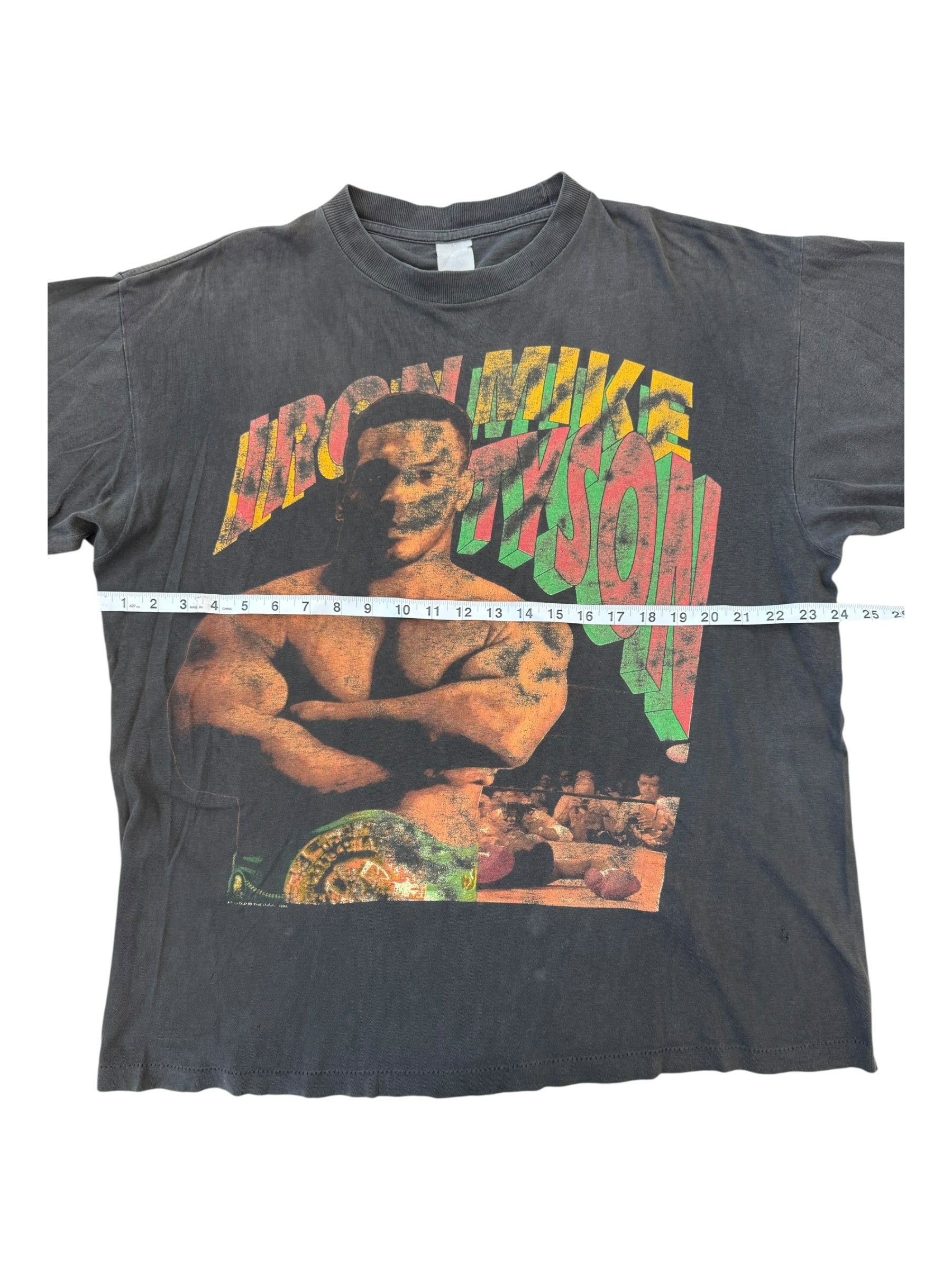 Mike Tysons 90s Rap Tee Heavyweight Champion of the World Mens Size XL