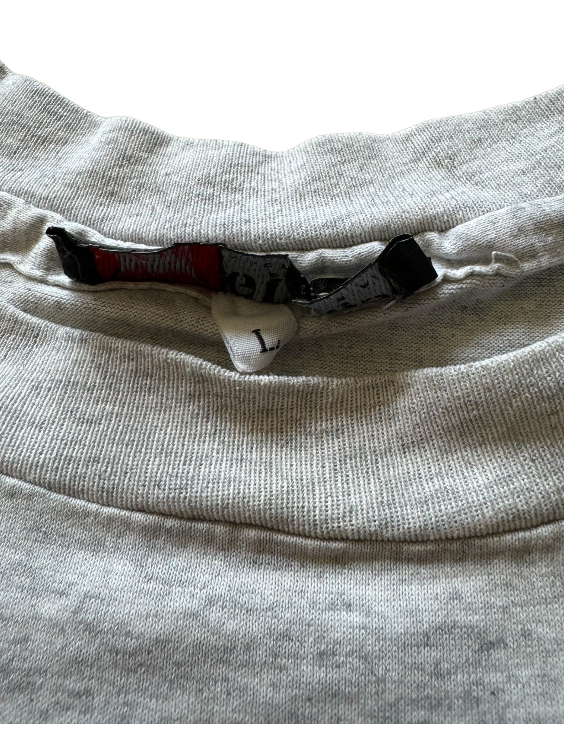 Guess Jeans 90’s Embroidered T-shirt Grey / Burgundy Size Large USA