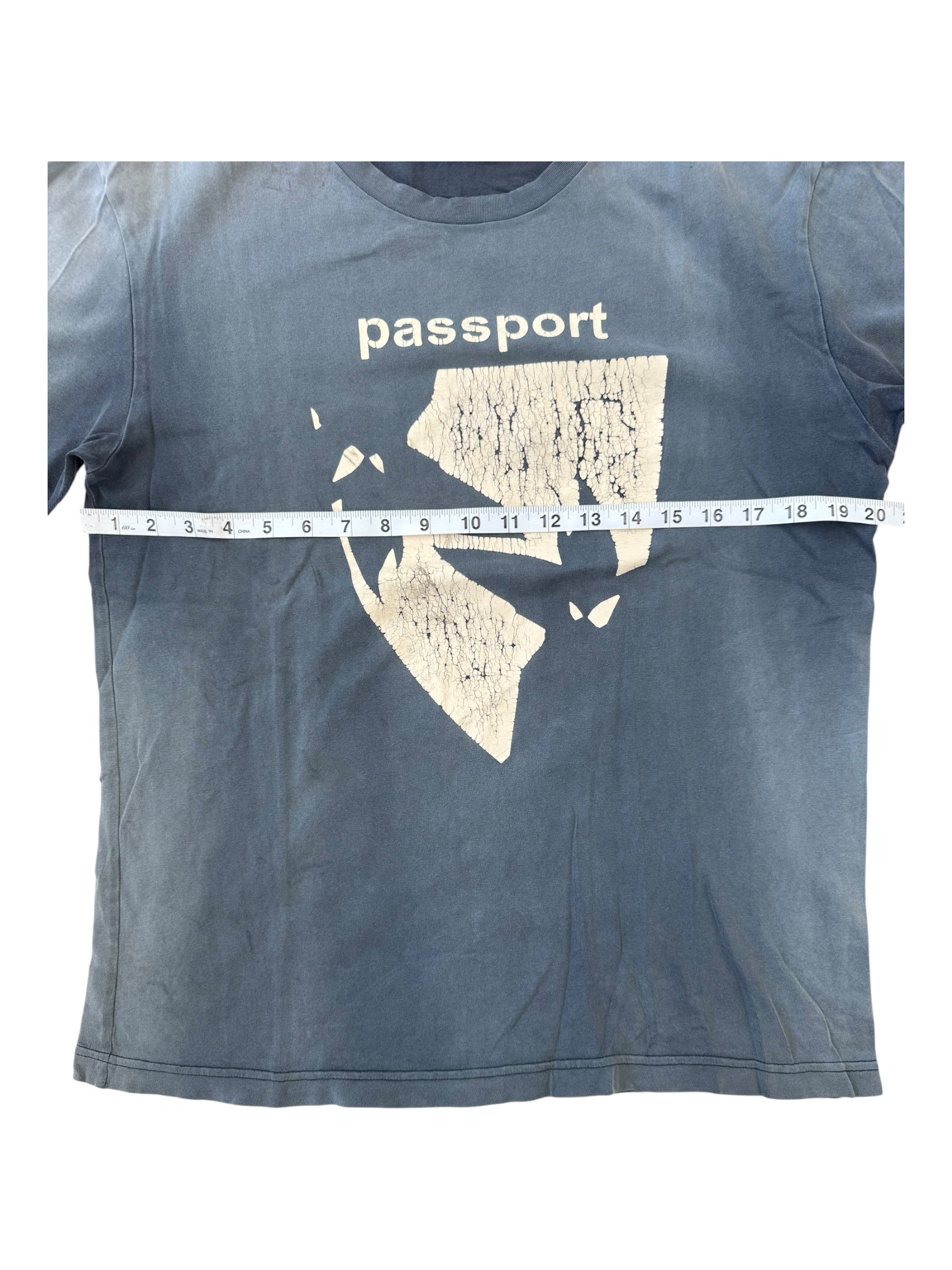 Futura 90s Navy Passport Smoky Fade Size Medium