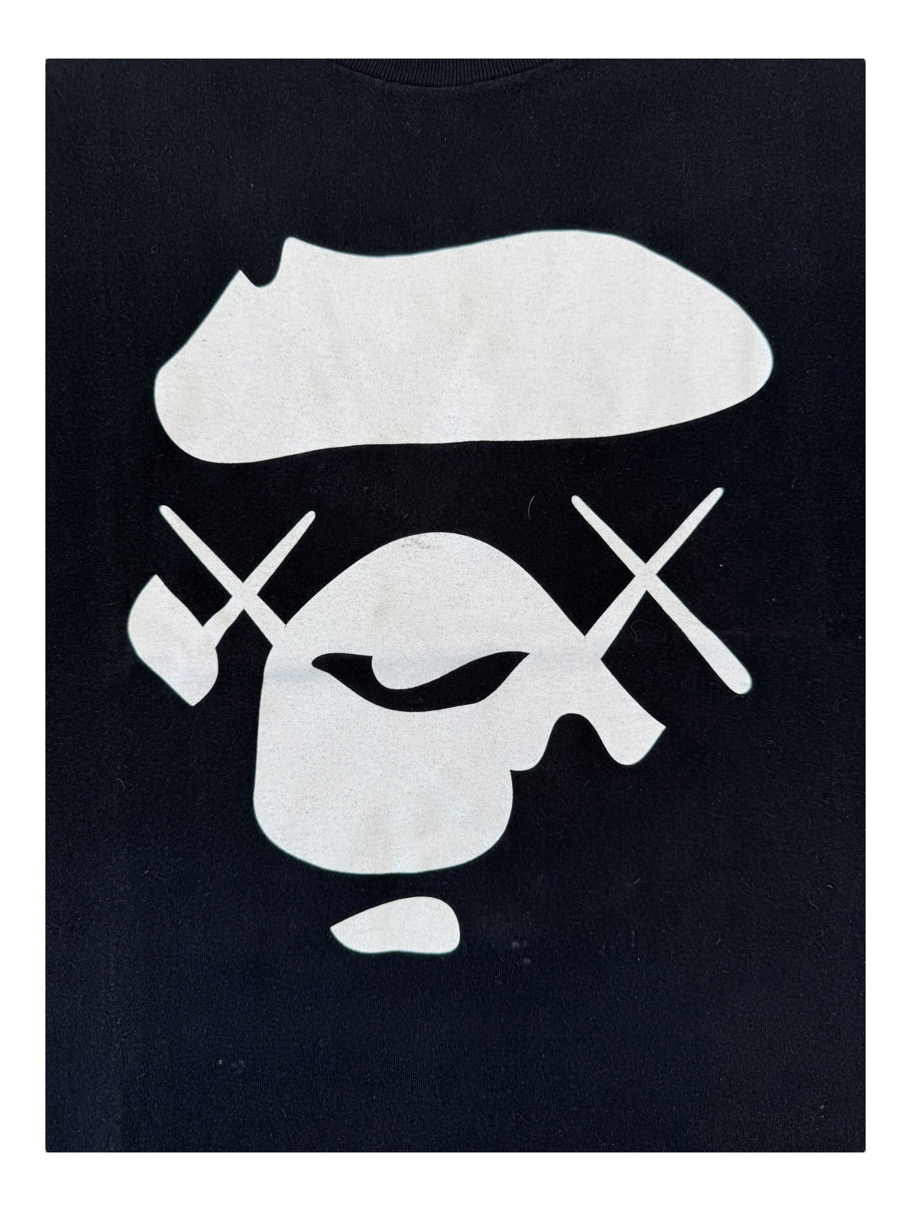 A Bathing Ape 00s Kaws Face Logo Black T-Shirt Size Medium